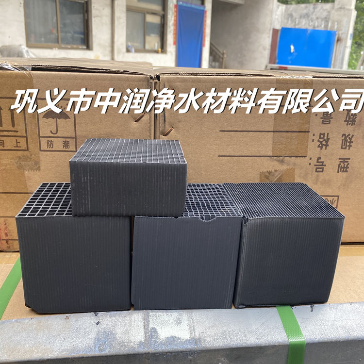 ��C����̿